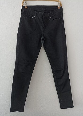 Levis kot
