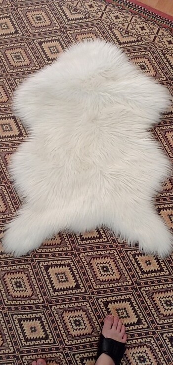 Beyaz peluş post 