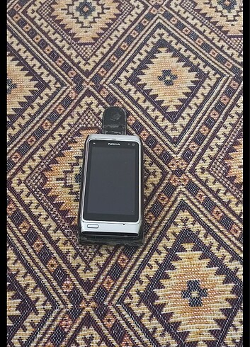 Nokia Tuşlu Telefon 