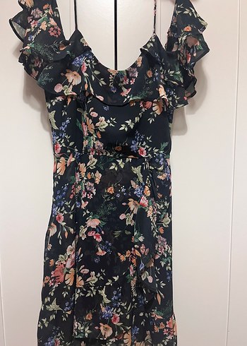 s Beden Stradivarius marka Çiçek Desenli mini elbise