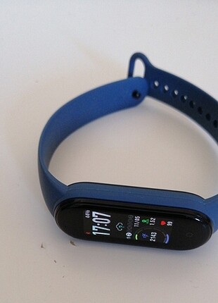 Xiaomi mi band 5 