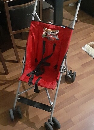 Katlanabilir pratik bebek arabası