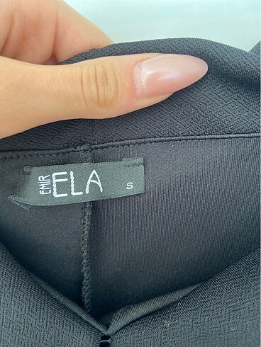 s Beden siyah kol detaylı elbise