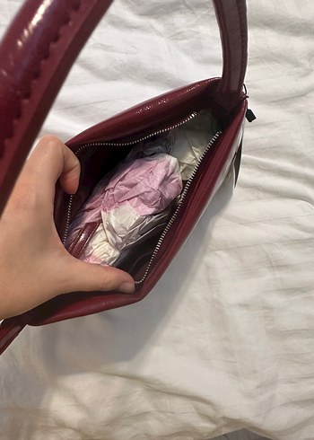 Zeyyen Bordo Parlak Deri Kadın Çanta - Görsel 3