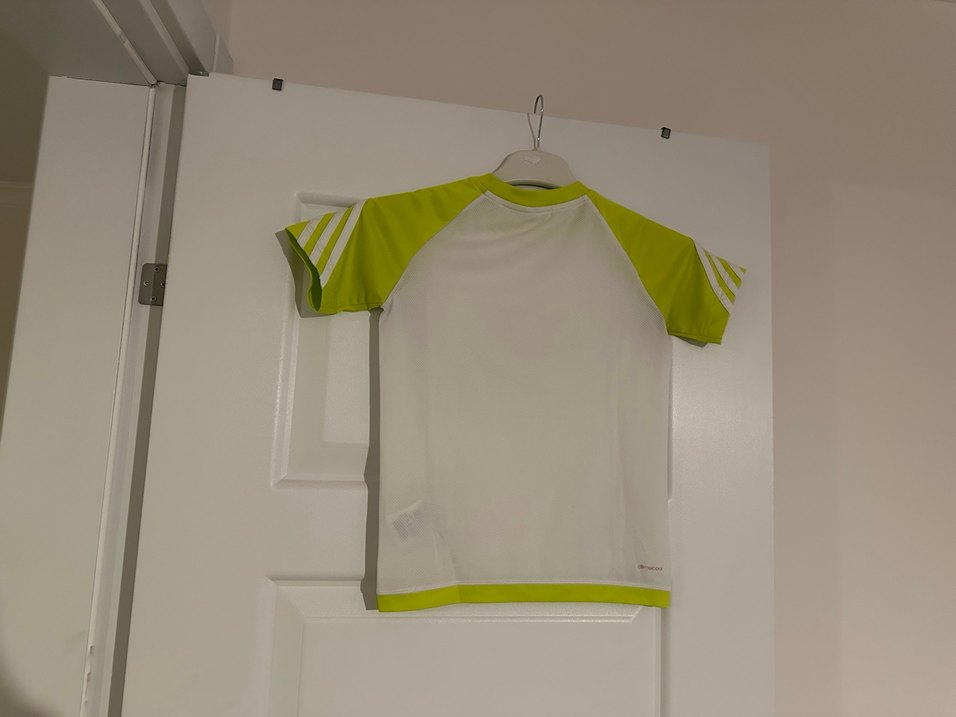 Beyaz-Yeşil Çocuk Tişörtü - Görsel 2