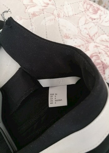 V Yaka Siyah Mini Elbise - Görsel 7