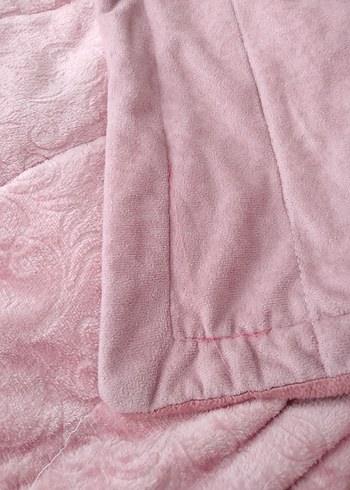 Koyu pembe Kadife Yatak Örtüsü - Görsel 6