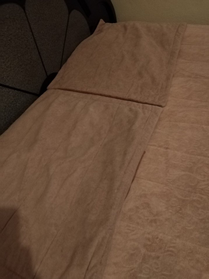 Koyu pembe Kadife Yatak Örtüsü - Görsel 4