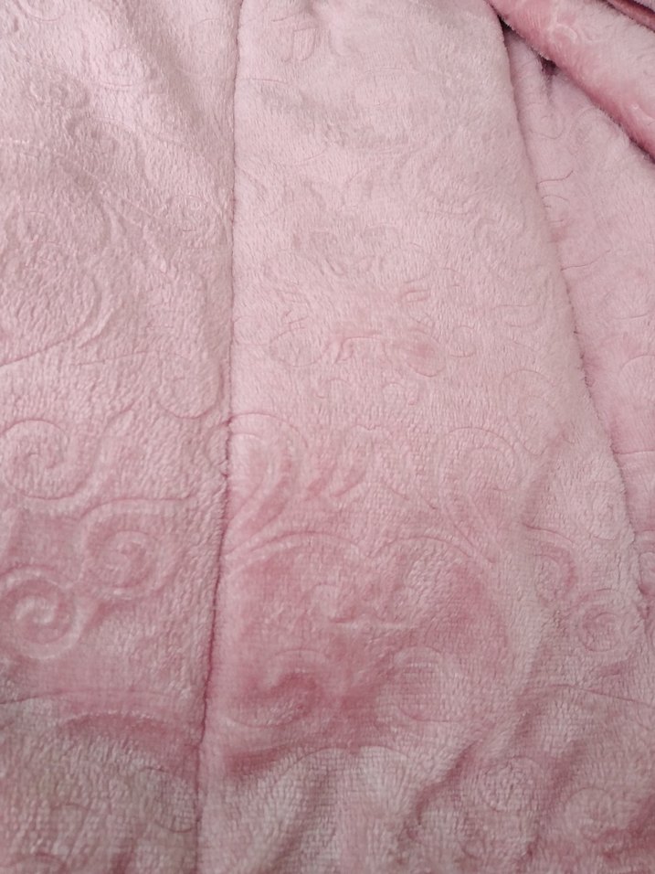 Koyu pembe Kadife Yatak Örtüsü - Görsel 5