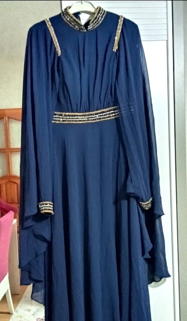 Nakış İşlemeli Lacivert Uzun Kollu Elbise - Görsel 2