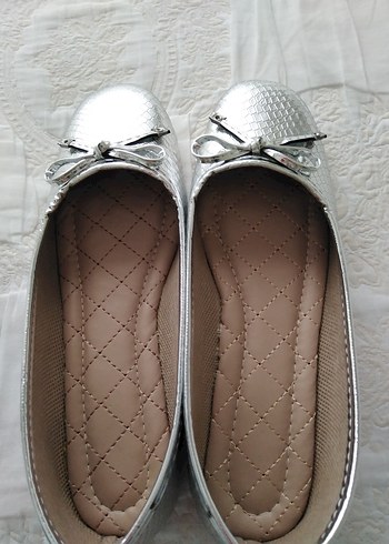 Gri Yılan Desenli Dolgu Topuk Kadın Babet - Görsel 4