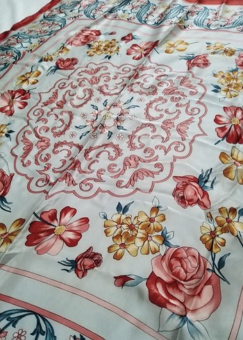 Armine ipek eşarp - Görsel 6