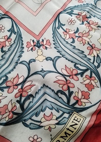 Armine ipek eşarp - Görsel 3