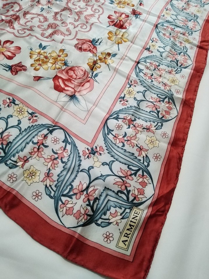 Armine ipek eşarp - Görsel 2