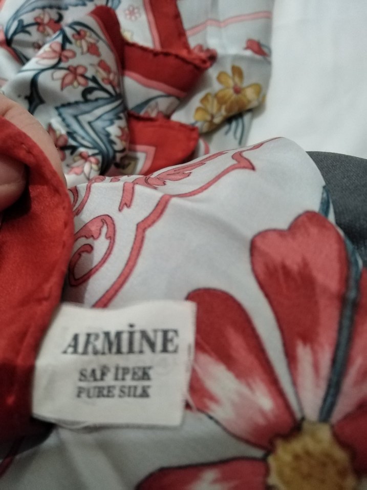 Armine ipek eşarp - Görsel 5