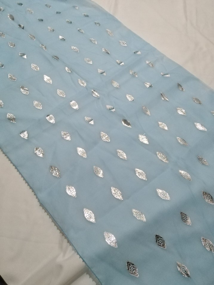 Mavi İpek Görünümlü iğne oyalı Kadın Şal - Görsel 4