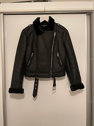 Zara mont
