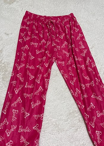 Pembe Renkli Barbie Baskılı Süet Pijama - Görsel 2