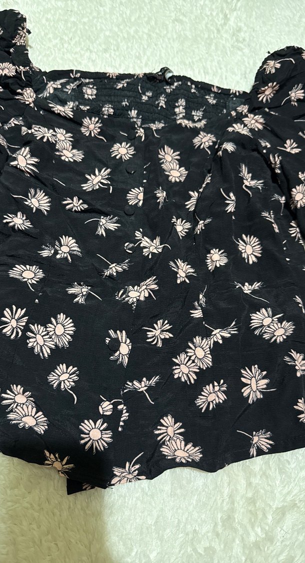 Pembe Çiçek Desenli Robalı Kadın Bluz - Görsel 2