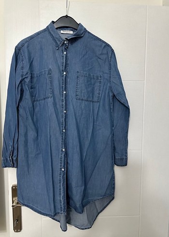 Düğmeli Mavi Denim Kadın Gömlek - Görsel 2