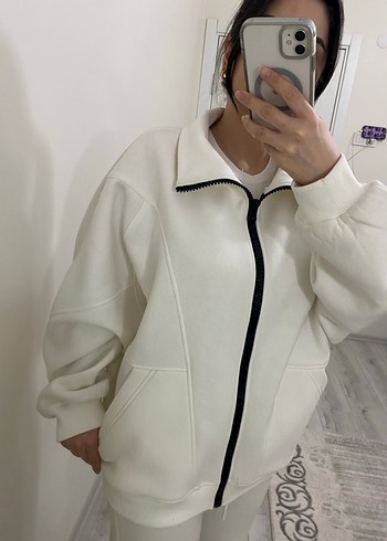 Yüksek Yakalı Beyaz Fermuarlı Kadın Ceket - Görsel 9