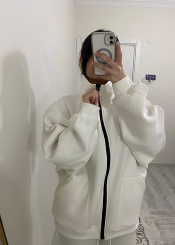 Yüksek Yakalı Beyaz Fermuarlı Kadın Ceket - Görsel 3