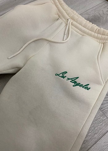 Beyaz Nakışlı ve Bağcıklı Kadın Eşofman Altı - Görsel 4