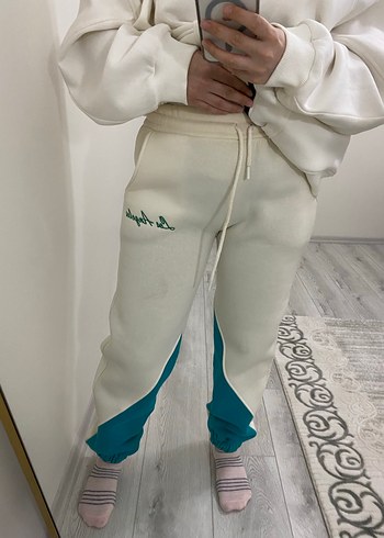 Beyaz Nakışlı ve Bağcıklı Kadın Eşofman Altı - Görsel 10