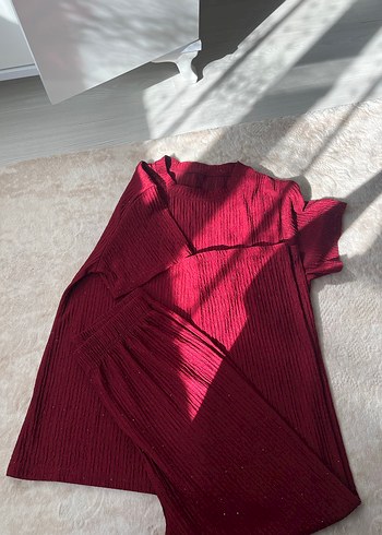 Bordo Keten Piliseli Kadın ikli takım taşlı