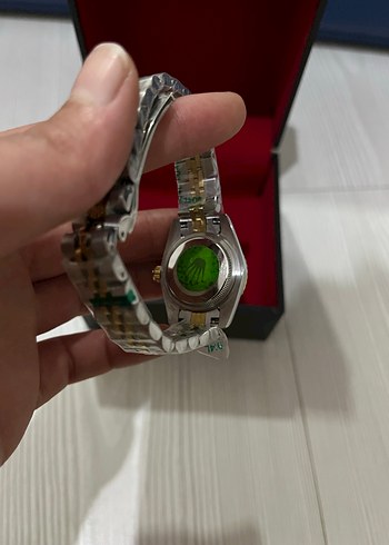 Altın Renkli Klasik Kadın Kol Saati - Görsel 4