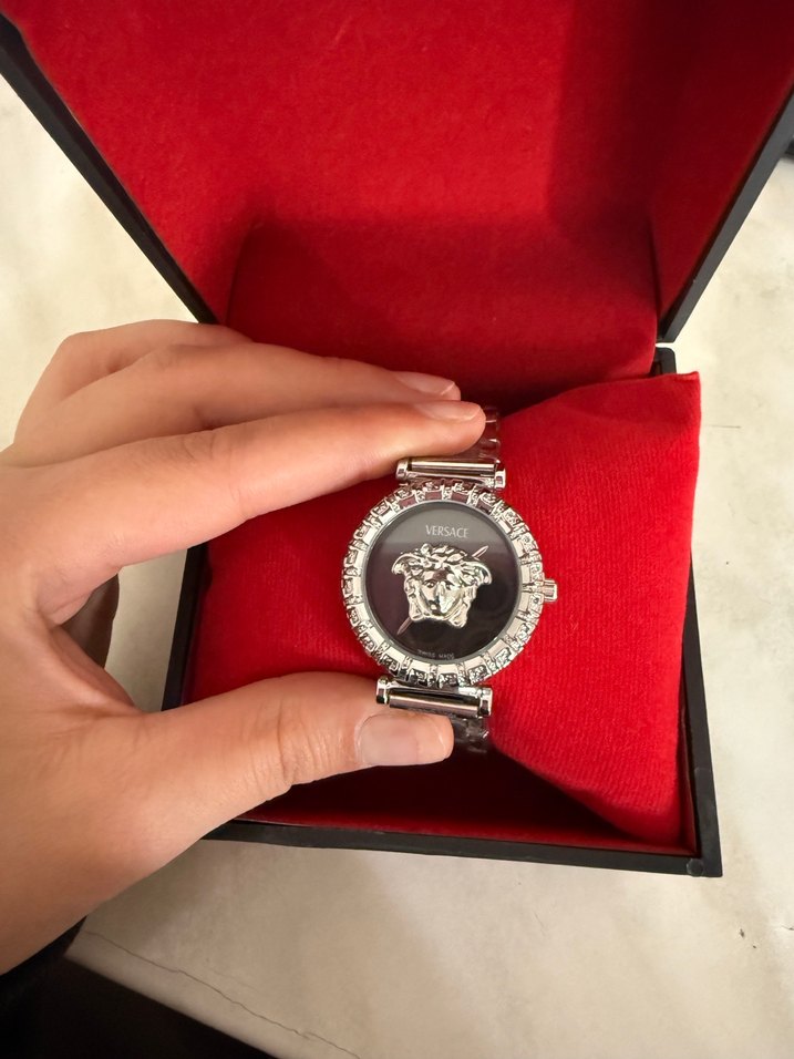 Siyah Versace Kadın Klasik Saat - Görsel 2