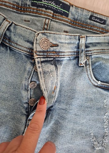Gri Denim Mini Şort - Rahat Kesim - Görsel 4