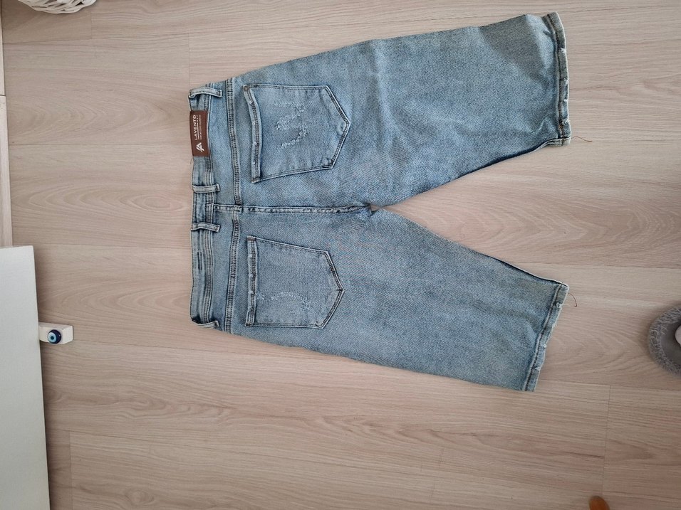 Gri Denim Mini Şort - Rahat Kesim - Görsel 5