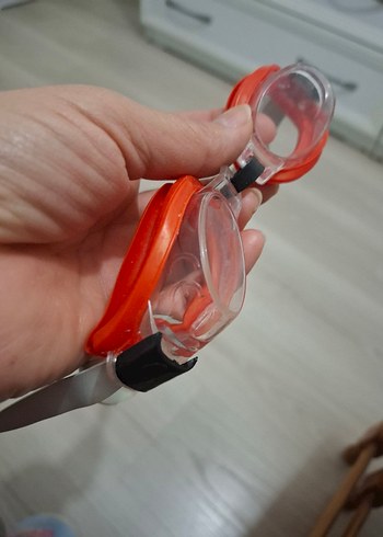 Kırmızı Ayarlanabilir Yüzme Gözlüğü - Görsel 4