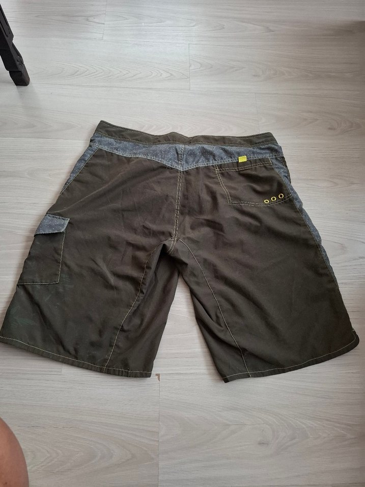 Gri Baskılı Bel Detaylı Erkek Mini Şort - Görsel 3