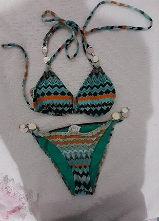 Bikini 