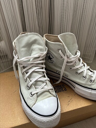 37 Beden beyaz Renk CONVERSE AYAKKABI