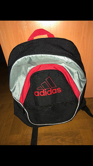 Adidas Sırt Çantası