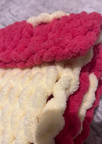 Diğer Puffy pembe sarı atkı modeli