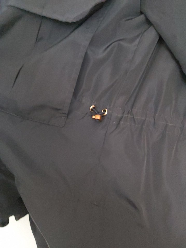 zara yagmurluk ruzgarlik - Görsel 3