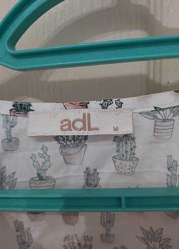 Adil Işık Kruvaze crop bluz