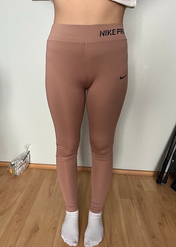 Nike Pro Nude Spor Tayt