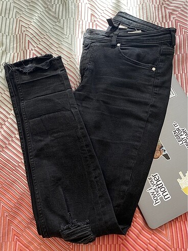 38 Beden hm skinny yırtık jean