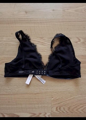 Victoria s Secret Siyah Gotik Dantel Sütyen Victoria's Secret