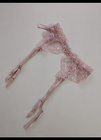 Victoria's Secret Jartiyer Kemeri