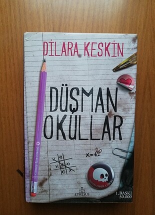 Dilara Keskin - Düşman okullar wattpad kitap