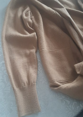 otantik bej örmeve süet detaylı hırka - Görsel 6