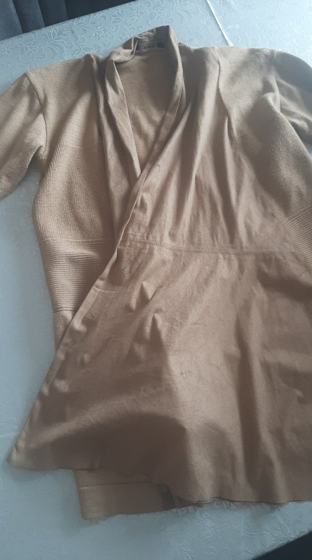 otantik bej örmeve süet detaylı hırka - Görsel 2