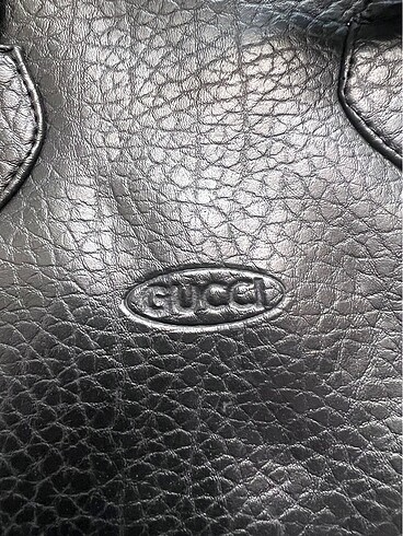  Beden Gucci siyah kol çantası