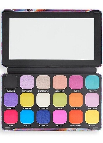 Beden Revolution forever flawless digi butterfly far paleti